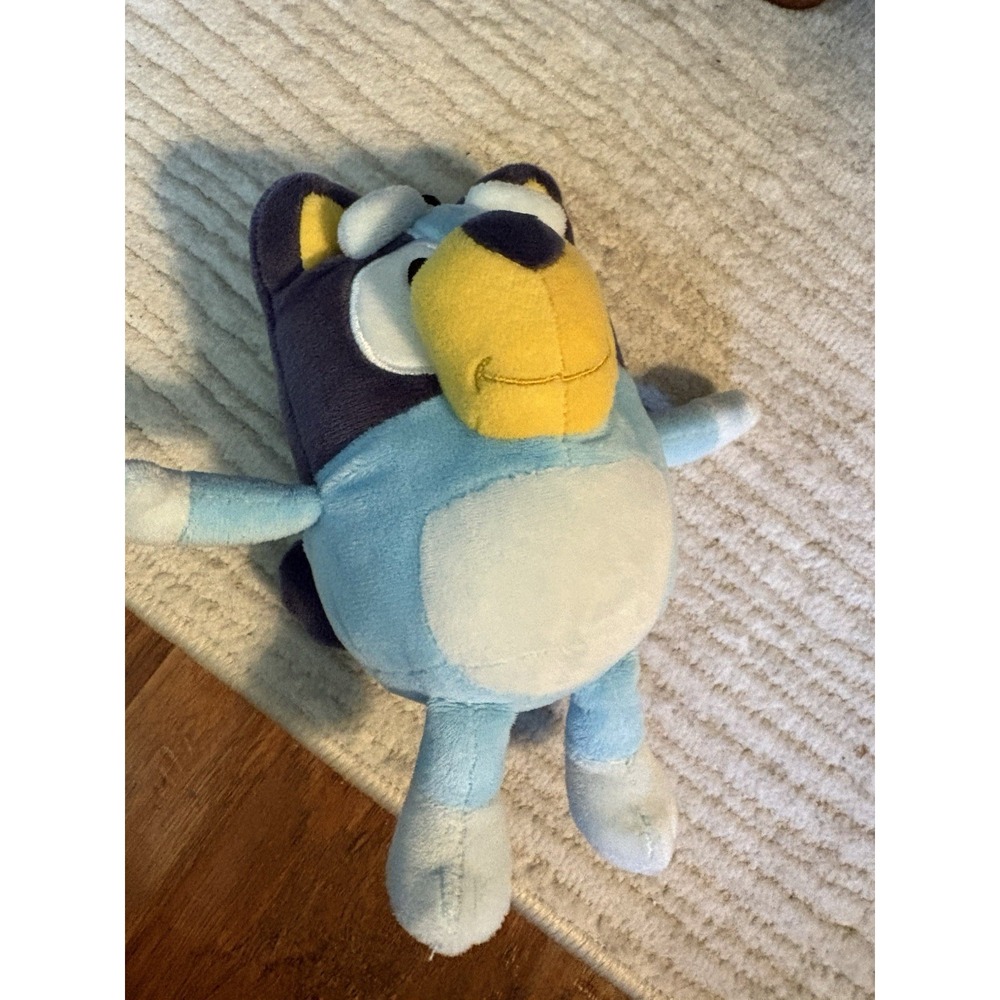 Bluey Plush Backpack Clip On Zipper Pocket On Back 7'' Brand New